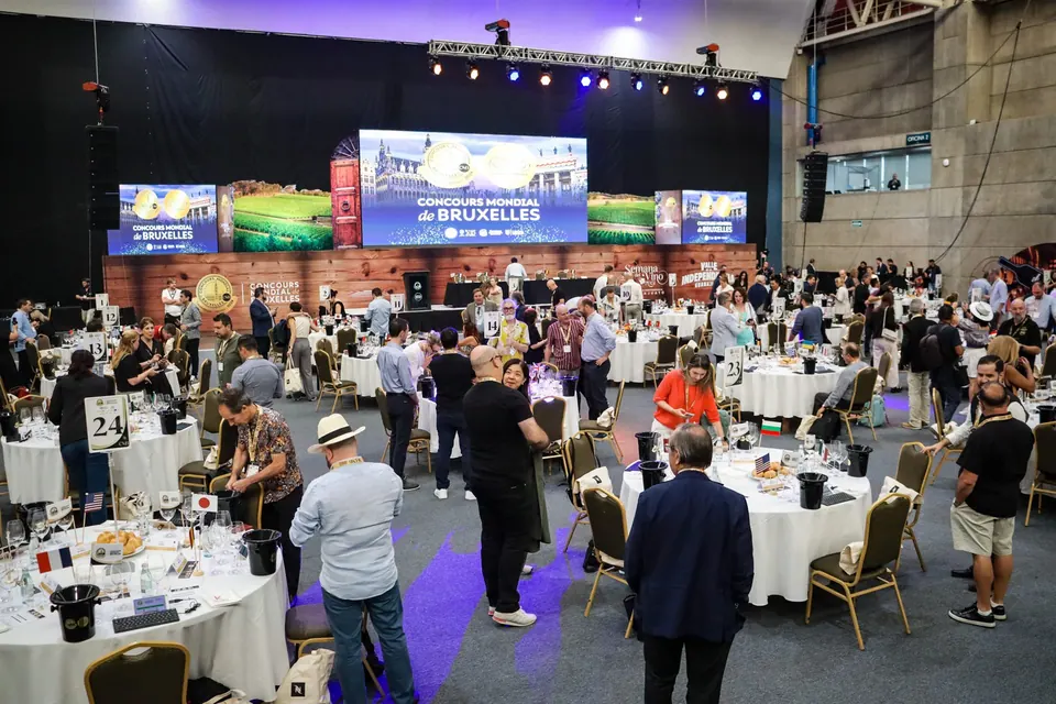 Alimentos y bebidas en Poliforum León