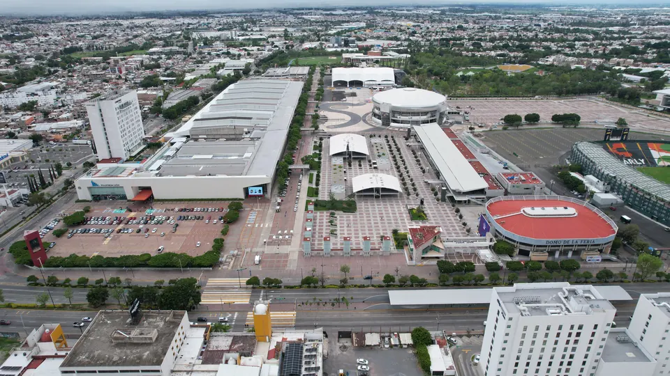 Vista aérea de Distrito León MX, donde están el Forum Cultural y Poliforum León
