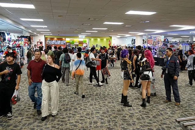 Star Con llenó Poliforum León de música, cosplay y cultura geek