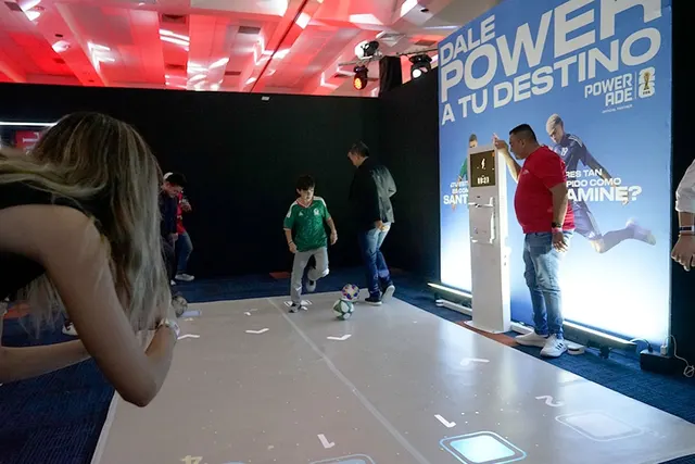 Trophy Tour emocionó a miles de visitantes en León durante marzo