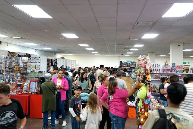 Pabellón Retro de León 2025: dos días de tesoros vintage que encantaron a todos