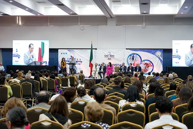El Congreso Internacional de Ginecología y Obstetricia BJX 2025 reunió a especialistas en Poliforum León