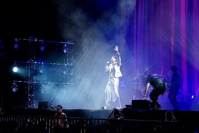 Benny Ibarra enamoró al público leonés en un concierto inolvidable