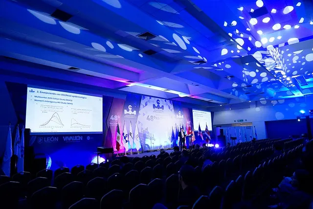 El Congreso Nacional de Medicina Interna 2025 fortaleció la actualización clínica en Poliforum León