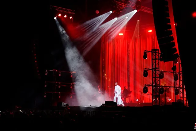 Benny Ibarra enamoró al público leonés en un concierto inolvidable