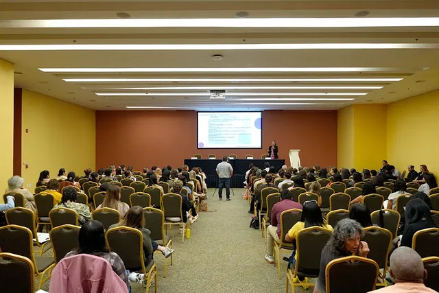 Congreso Internacional de Estimulación e Intervención Temprana reunió a especialistas en Poliforum León
