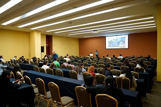 El LII Congreso Anual de Medicina Crítica 2025 fortaleció la actualización médica en Poliforum León