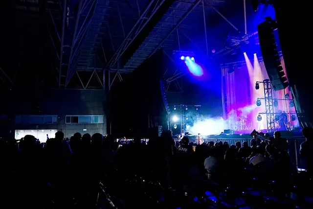 Benny Ibarra enamoró al público leonés en un concierto inolvidable