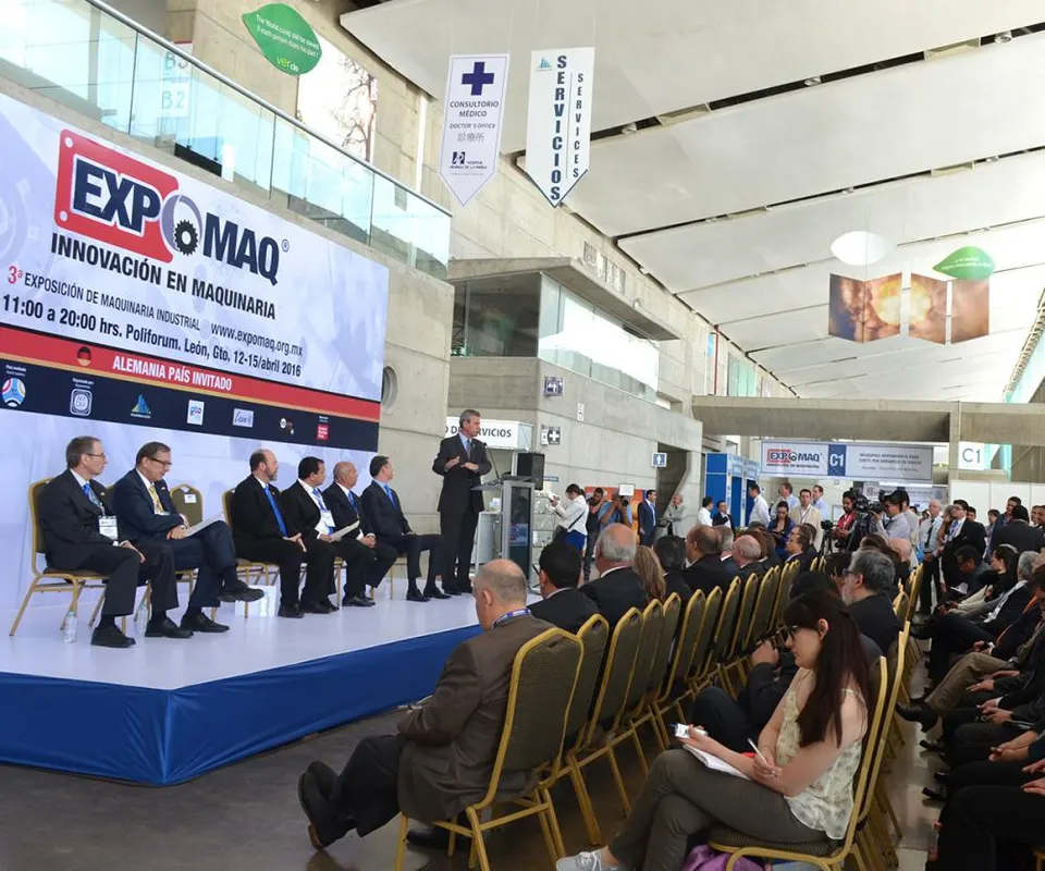Vestíbulo en Poliforum León